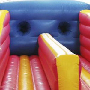 Bungee Run GIGANT commercial inflatable action game