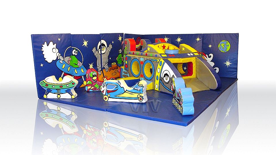 Space without figures (2 wall / 2 barrier / floor / mini ship) commercial inflatable softplay