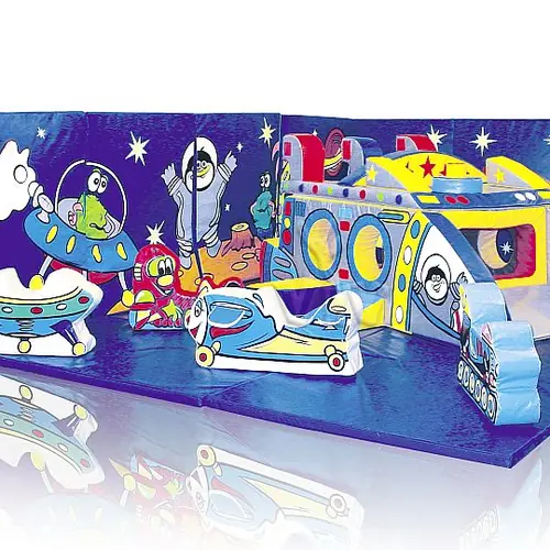 Space without figures (2 wall / 2 barrier / floor / mini ship) commercial inflatable softplay
